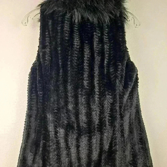 NWT MARC NEW YORK FAUX FUR VEST SIZE SMALL - Picture 6 of 8